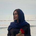 مدرس زیست سارا اکبری
