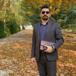 مدرس عربی و دین و زندگی سیدمانی احمدی