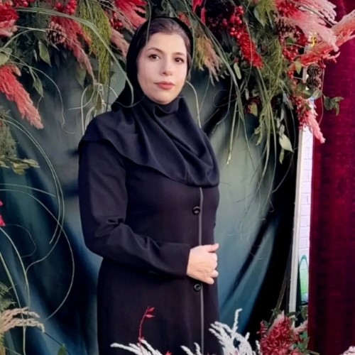مدرس ابتدایی الهام نجفی