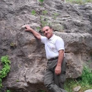 مدرس زیست آیت رستمی